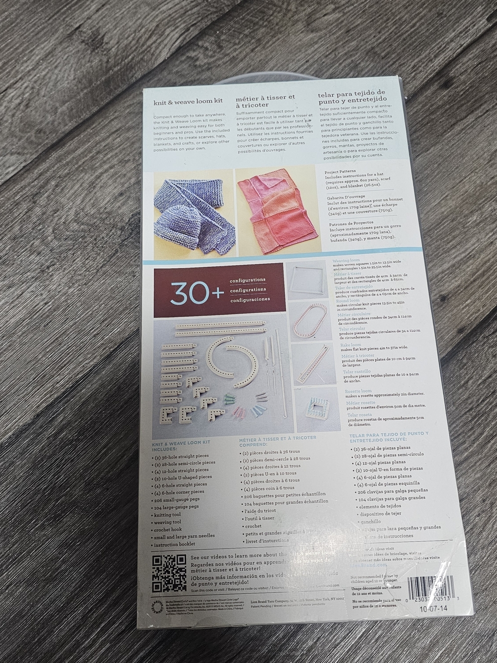 Martha Stewart Crafts Knit & Weave Loom Kit - Pink/Light Blue/White DIY Crochet - Picture 5 of 10